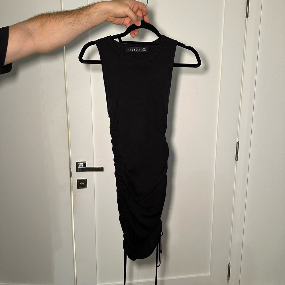 LIONESS BODYCON DRESS
